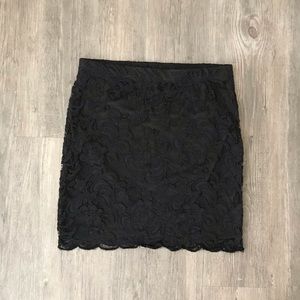 Lace skirt